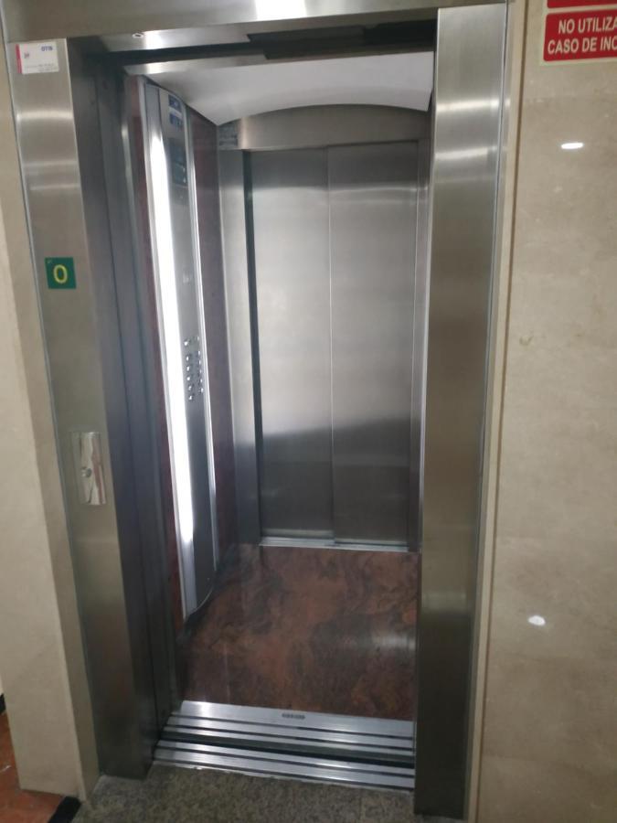 Apartamento Edificio Plaza Gran Via Salamanca Eksteriør billede